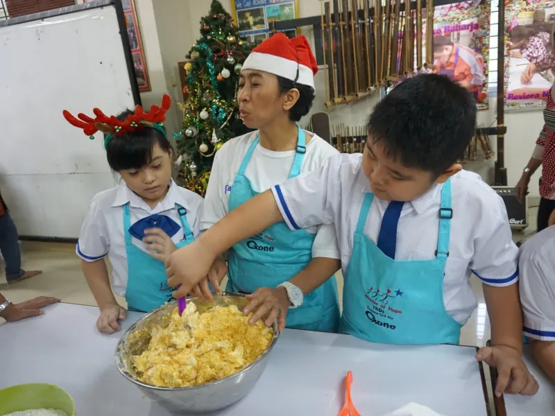 Foto Kunjungan ke Sekolah Anak-anak Down Shindrom 6 dsc04535