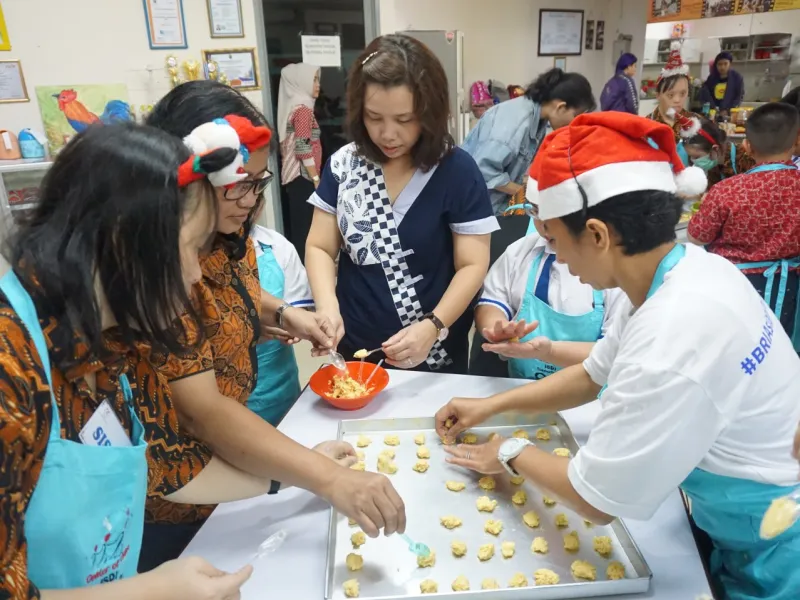 Foto Kunjungan ke Sekolah Anak-anak Down Shindrom 9 dsc04540