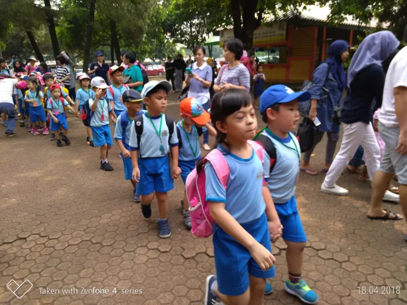 Foto Kunjungan ke Ragunan 1 p_20180418_101234_vhdr_on_p