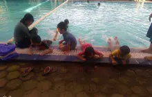 Foto Kegiatan Berenang di Al Azhar 5 p_20191017_090445_p