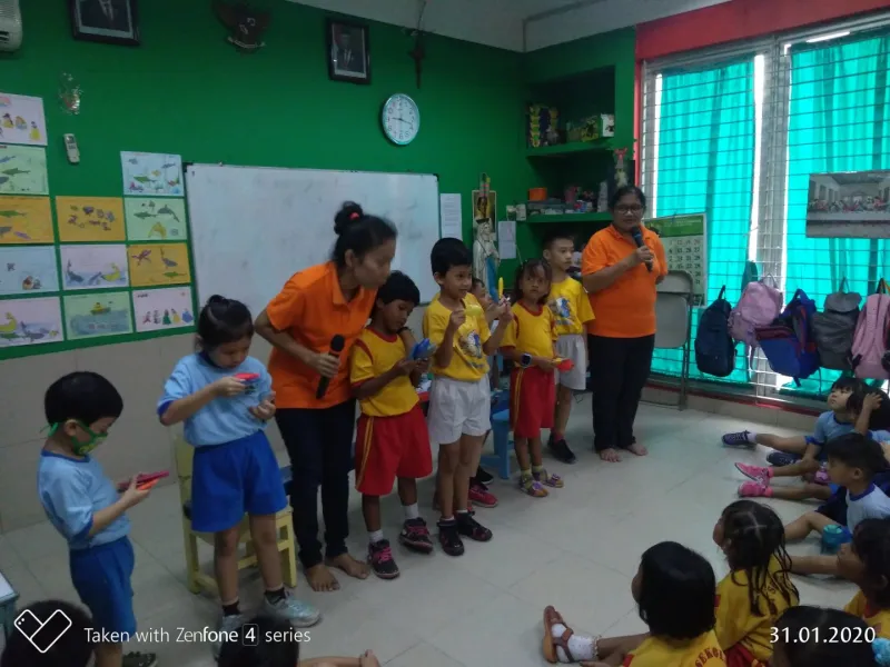 Foto Kunjungan Anak-anak Atmabrat ke Sekolah Santa Aurelia 7 p_20200131_091905_p