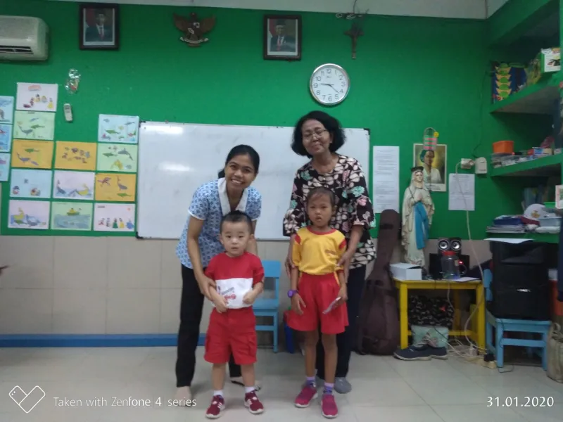 Foto Kunjungan Anak-anak Atmabrat ke Sekolah Santa Aurelia 15 p_20200131_092321_p