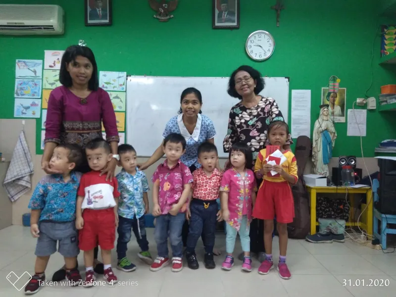 Foto Kunjungan Anak-anak Atmabrat ke Sekolah Santa Aurelia 25 p_20200131_092425_p