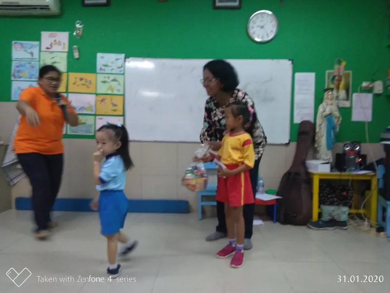 Foto Kunjungan Anak-anak Atmabrat ke Sekolah Santa Aurelia 31 p_20200131_092543_p